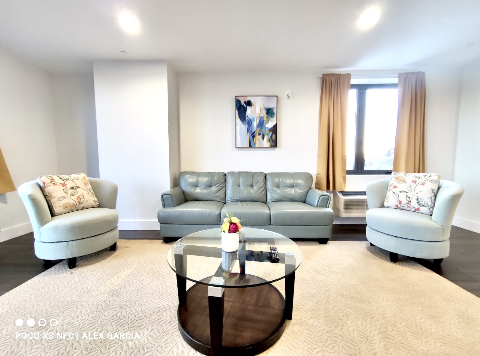 New luxury apartment on edgewater near manhattan